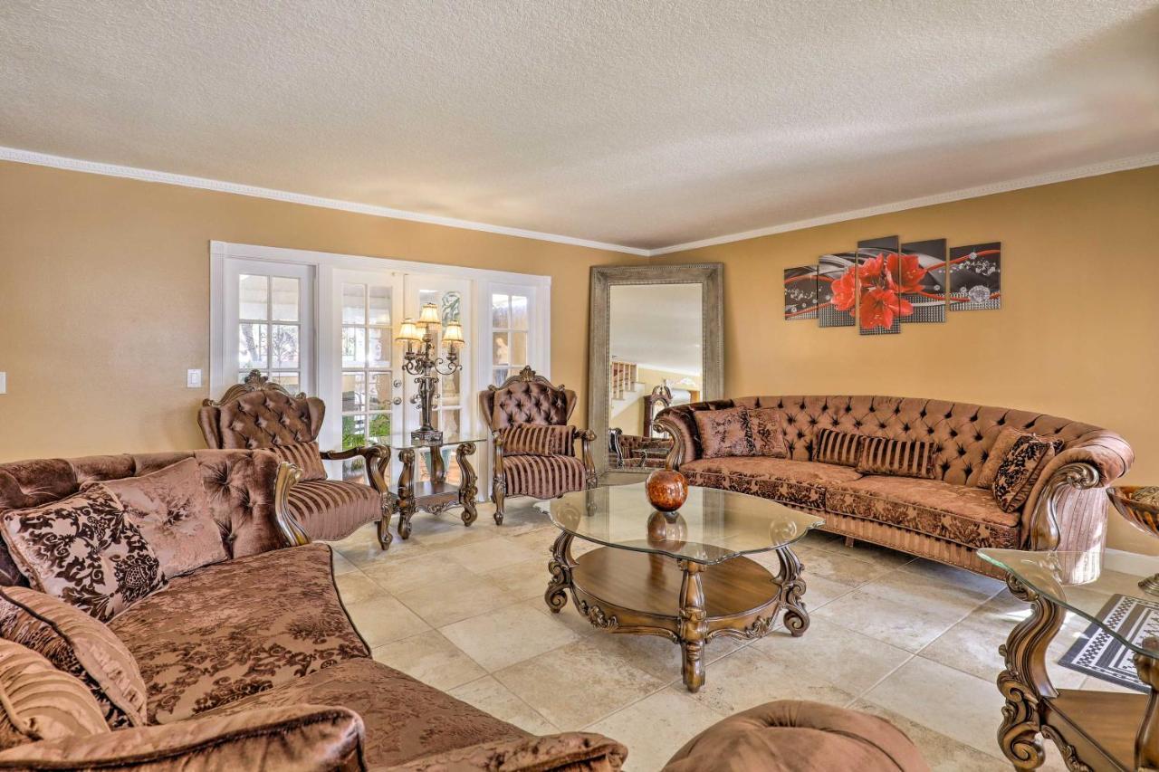Cozy Home In Heart Of Tampa With Lanai And Pool! 외부 사진